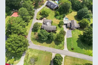 208 Woodland Circle SE, Calhoun, GA 30701 - Photo 4