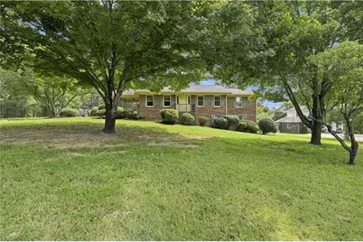 208 Woodland Circle SE, Calhoun, GA 30701 - Photo 1