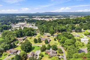 208 Woodland Circle SE, Calhoun, GA 30701 - Photo 6