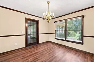 208 Woodland Circle SE, Calhoun, GA 30701 - Photo 10