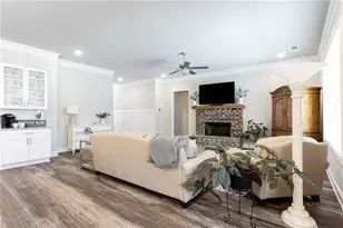 161 Parkers Pl, Hoschton, GA 30548 - Photo 8