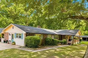 3931 Green Dr, Gainesville, GA 30506 - Photo 8