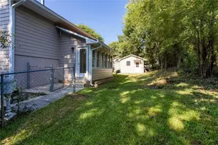 185 Lakeshore Cir SE, Acworth, GA 30101 - Photo 46