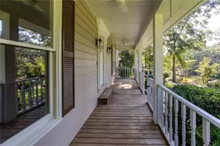 185 Lakeshore Cir SE, Acworth, GA 30101 - Photo 2