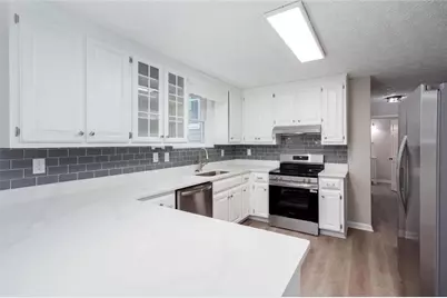 185 Lakeshore Circle SE, Acworth, GA 30101 - Photo 12