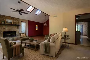 1100 Pine Grove Pointe Dr, Roswell, GA 30075 - Photo 4
