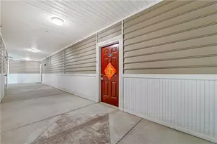 2700 Pine Tree Road NE, Atlanta, GA 30324 - Photo 2