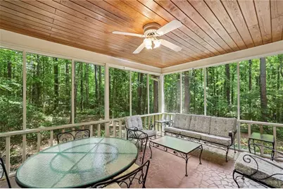 6051 Millstone Run, Stone Mountain, GA 30087 - Photo 20