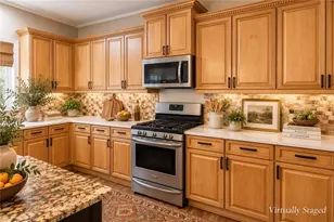 1038 Island View Ct, Buford, GA 30518 - Photo 12
