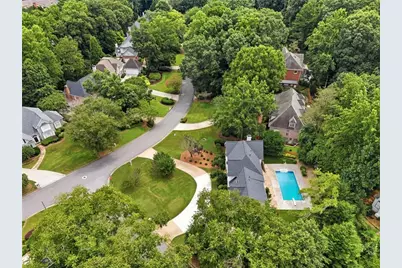 2211 Brooke Farm Trail, Dunwoody, GA 30338 - Photo 50