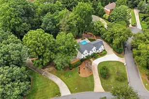 2211 Brooke Farm Trail, Dunwoody, GA 30338 - Photo 48