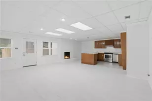 2211 Brooke Farm Trail, Dunwoody, GA 30338 - Photo 28