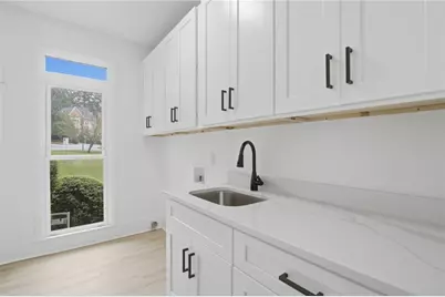 2211 Brooke Farm Trail, Dunwoody, GA 30338 - Photo 14