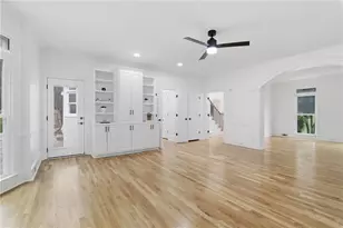 2211 Brooke Farm Trail, Dunwoody, GA 30338 - Photo 10
