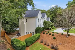 2211 Brooke Farm Trail, Dunwoody, GA 30338 - Photo 44