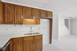 2211 Brooke Farm Trail, Dunwoody, GA 30338 - Photo 34