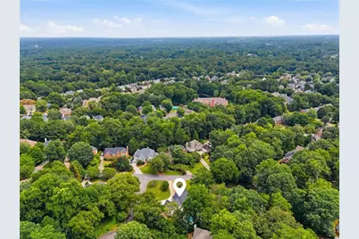 2211 Brooke Farm Trail, Dunwoody, GA 30338 - Photo 56