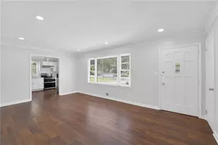 1655 Lucelle Ave, Stone Mountain, GA 30087 - Photo 6
