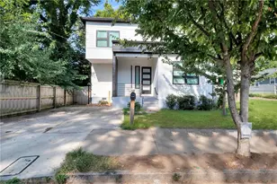 833 Humphries St, Atlanta, GA 30310 - Photo 2