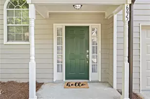 695 Durham Ridge Dr NW, Lilburn, GA 30047 - Photo 2