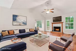 6715 Dogwood Point Ln, Tucker, GA 30084 - Photo 6