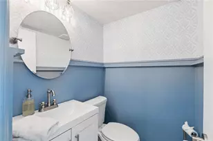 136 NW Peachtree Memorial Dr NW, Atlanta, GA 30309 - Photo 16
