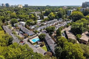 136 NW Peachtree Memorial Dr NW, Atlanta, GA 30309 - Photo 38