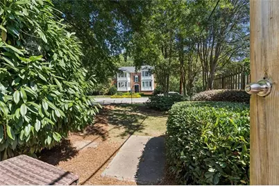 136 NW Peachtree Memorial Drive NW #VA 1, Atlanta, GA 30309 - Photo 34