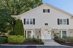 136 NW Peachtree Memorial Dr NW, Atlanta, GA 30309 - Photo 36