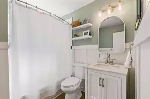 136 NW Peachtree Memorial Dr NW, Atlanta, GA 30309 - Photo 22