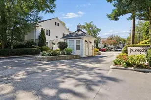 136 NW Peachtree Memorial Dr NW, Atlanta, GA 30309 - Photo 34