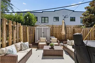 136 NW Peachtree Memorial Dr NW, Atlanta, GA 30309 - Photo 30