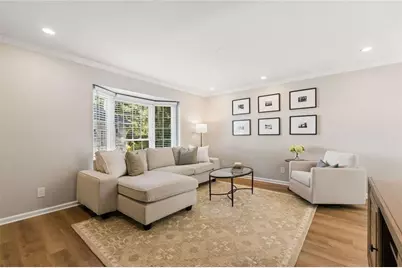 136 NW Peachtree Memorial Drive NW #VA 1, Atlanta, GA 30309 - Photo 4