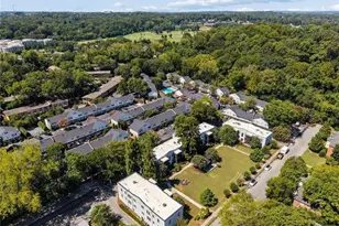 136 NW Peachtree Memorial Dr NW, Atlanta, GA 30309 - Photo 42