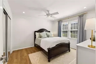 136 NW Peachtree Memorial Dr NW, Atlanta, GA 30309 - Photo 18