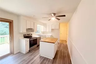 1181 Bouldercrest Cir, Watkinsville, GA 30677 - Photo 2