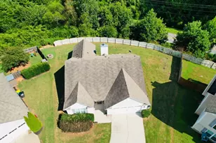 110 Manchester Ln, Jefferson, GA 30549 - Photo 4