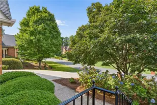 10755 Carrara Cove, Alpharetta, GA 30022 - Photo 4
