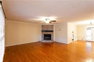 184 Wildflower Dr, Social Circle, GA 30025 - Photo 6