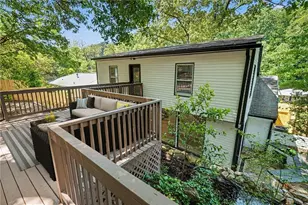 2828 Cloverhurst Dr, East Point, GA 30344 - Photo 26