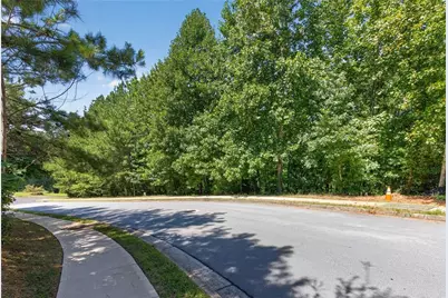 1179 Wood Trace Lane, Auburn, GA 30011 - Photo 4