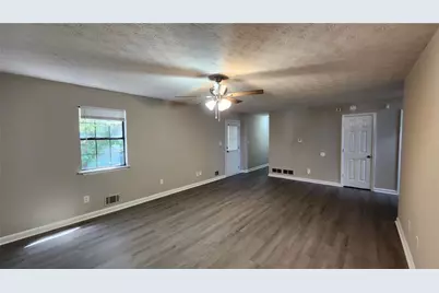 3724 Spring Garden Lane, Lithonia, GA 30038 - Photo 6