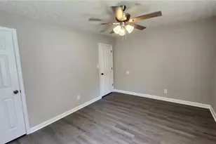 3724 Spring Garden Ln, Lithonia, GA 30038 - Photo 12