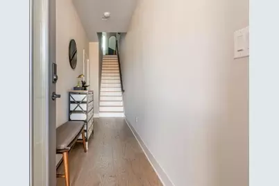 699 Vidalia Lane NW, Atlanta, GA 30318 - Photo 4
