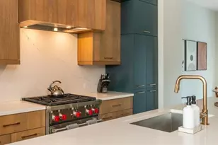 699 Vidalia Ln NW, Atlanta, GA 30318 - Photo 16