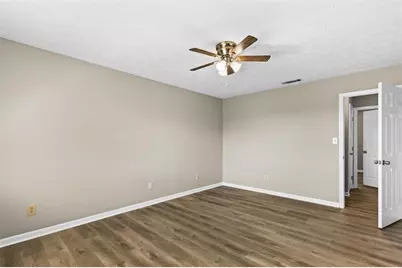 3679 Ashbill, Rex, GA 30273 - Photo 16