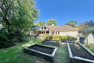 11860 Wexford Club Dr, Roswell, GA 30075 - Photo 32