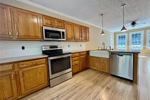 11860 Wexford Club Dr, Roswell, GA 30075 - Photo 14