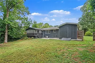 1129 Carla Joe Dr SW, Lilburn, GA 30047 - Photo 18
