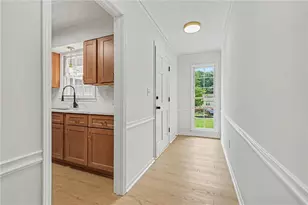 1129 Carla Joe Dr SW, Lilburn, GA 30047 - Photo 4